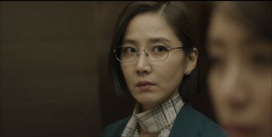 Shin Dong-mi in The K2 (2016)