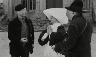 Hélène Dieudonné, Pierre Fresnay, and Noël-Noël in The Old Guard (1960)