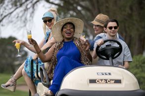 Glenne Headly, Sheryl Lee Ralph, Elizabeth Ashley, and Nick Peine in Just Getting Started (2017)