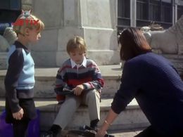 Jake Dinwiddie and Katie Volding in Au Pair (1999)