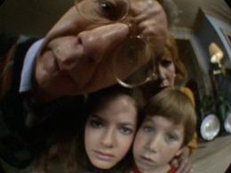 Andrea Elson, Benji Gregory, Anne Schedeen, and Max Wright in ALF (1986)