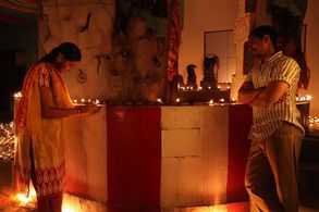 Siddharth and Lakshmi Menon in Jigarthanda (2014)