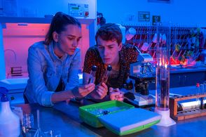 Kylah Day and Samuel Ireland, Itch S2