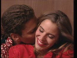 Kenneth Herdigein and Devika Strooker in We zijn weer thuis (1989)