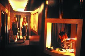 Chloé Winkel in Stratosphere Girl (2004)