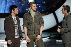 Ryan Seacrest, Blake Lewis, and Chris Richardson in American Idol (2002)