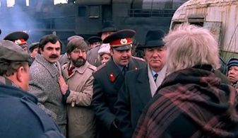 Aleksandr Belyavskiy, Valentin Gaft, John Kohan, Aleksandr Pankratov-Chyornyy, and Nikolay Smorchkov in The Promised Hea