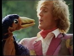 Rod Hull in Emu's World (1982)