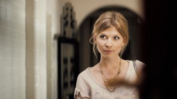 Clémence Poésy in Heartless (2009)