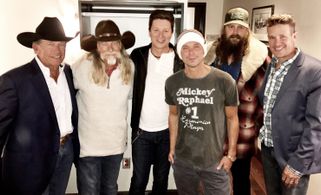 Tennessee Whiskey: George Strait, Dean Dillon, Kenny Chesney, Chris Stapleton, Cole Claassen