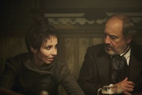 Viktor Preiss and Jana Plodková in The Watchmaker's Apprentice (2019)