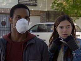 Hanna Mangan Lawrence and Demetrius Bridges in Containment (2016)