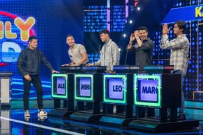 Dingdong Dantes, Marc David, Miko Gallardo, Leo J. Consul, and Alex Diaz in Family Feud Philippines (2022)