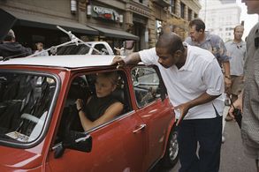 Charlize Theron and F. Gary Gray in The Italian Job (2003)