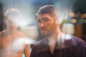 Colt Prattes and Joshua Feldman in This Close (2018)