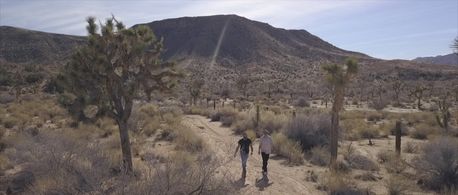 Bob Lazar and Jeremy Kenyon Lockyer Corbell in Bob Lazar: Area 51 & Flying Saucers (2018)