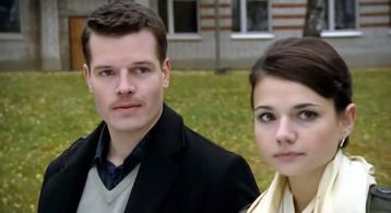 Ilya Alekseev and Varvara Repetskaya in Sluzhu Otechestvu! (2011)