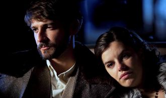 Félix Gómez and Mariona Ribas in 14 de abril. La República (2011)