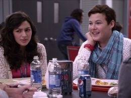 Alexa Rose Steele and Lyle Lettau in Degrassi: The Next Generation (2001)