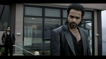Emraan Hashmi and Shaad Randhawa in Awarapan (2007)