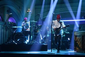 Twenty One Pilots, Tyler Joseph, and Joshua Dun in Saturday Night Live (1975)