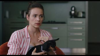 Gabriela Marcinková in Mothers (2021)