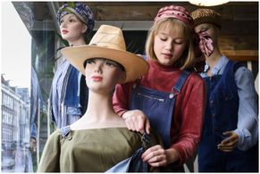 Nola Kemper in 100% Coco (2017)