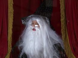 Davis Cleveland in Shake It Up (2010)