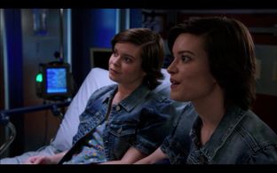 Emily Hinkler and Elizabeth Hinkler in Chicago Med