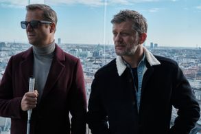 Andreas Guenther and Philipp Hochmair in Der Wien-Krimi: Blind ermittelt - Die nackte Kaiserin (2022)