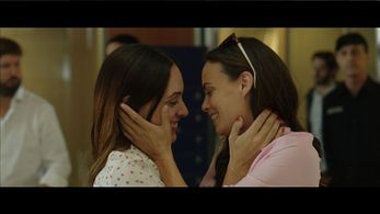 Bérénice Bejo and Martina Gusmán in The Quietude (2018)