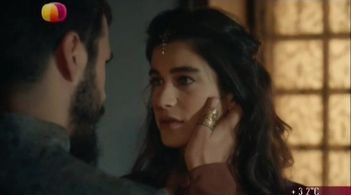 Mehmet Günsür and Berrak Tüzünataç in The Magnificent Century (2011)