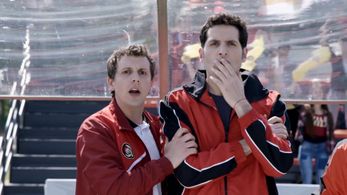 Berta Muñiz and Santiago Stieben in Once (2017)