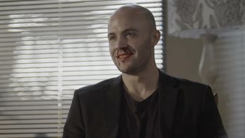 Alonso Grandío in Housewives (2021)