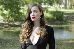 ZITA TEBY for REKAVAGO