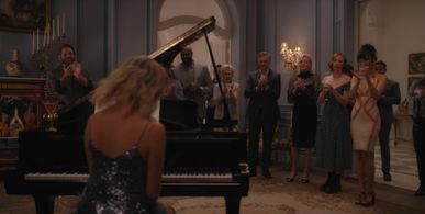 Christopher McDonald, Jean Smart, Kaitlin Olson, Carl Clemons-Hopkins, Hannah Einbinder, Johnny Sibilly, and Poppy Liu i