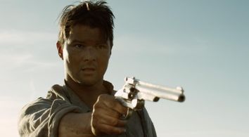 Scene form Autumn Wind music video