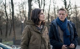 Stana Katic and Neil Jackson in Absentia (2017)