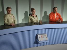 Erin Gray, Beau Billingslea, and Vic Mignogna in Star Trek Continues (2013)