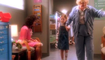 June Squibb and Kelly Gould in Ghost Whisperer (2005)