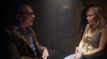 Tom Arnold and Mika Boorem in Hollywood.Con (2021)