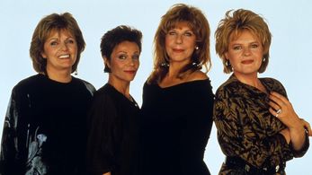 Andrée Boucher, Luce Guilbeault, Michelle Rossignol, and Louise Rémy in Des dames de coeur (1986)