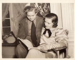 Douglas Scott and Rose Stradner in The Last Gangster (1937)