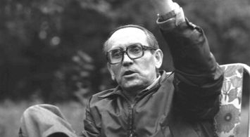 Tadeusz Konwicki in Lava (1989)