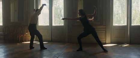 Keira Knightley and Dickie Beau in Colette (2018)