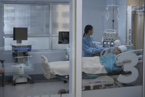 Emily Hinkler in The Good Doctor (2017)