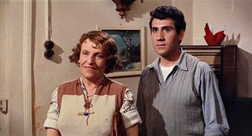 Aldo Puglisi and Tecla Scarano in Marriage Italian Style (1964)