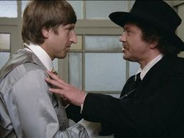 Zdenek Mucha and Václav Vydra in Dobrodruzství kriminalistiky (1989)