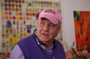 Garry Marshall in Valentine's Day (2010)