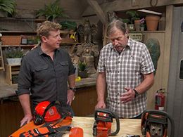 Roger Cook and Kevin O'Connor in Ask This Old House (2002)